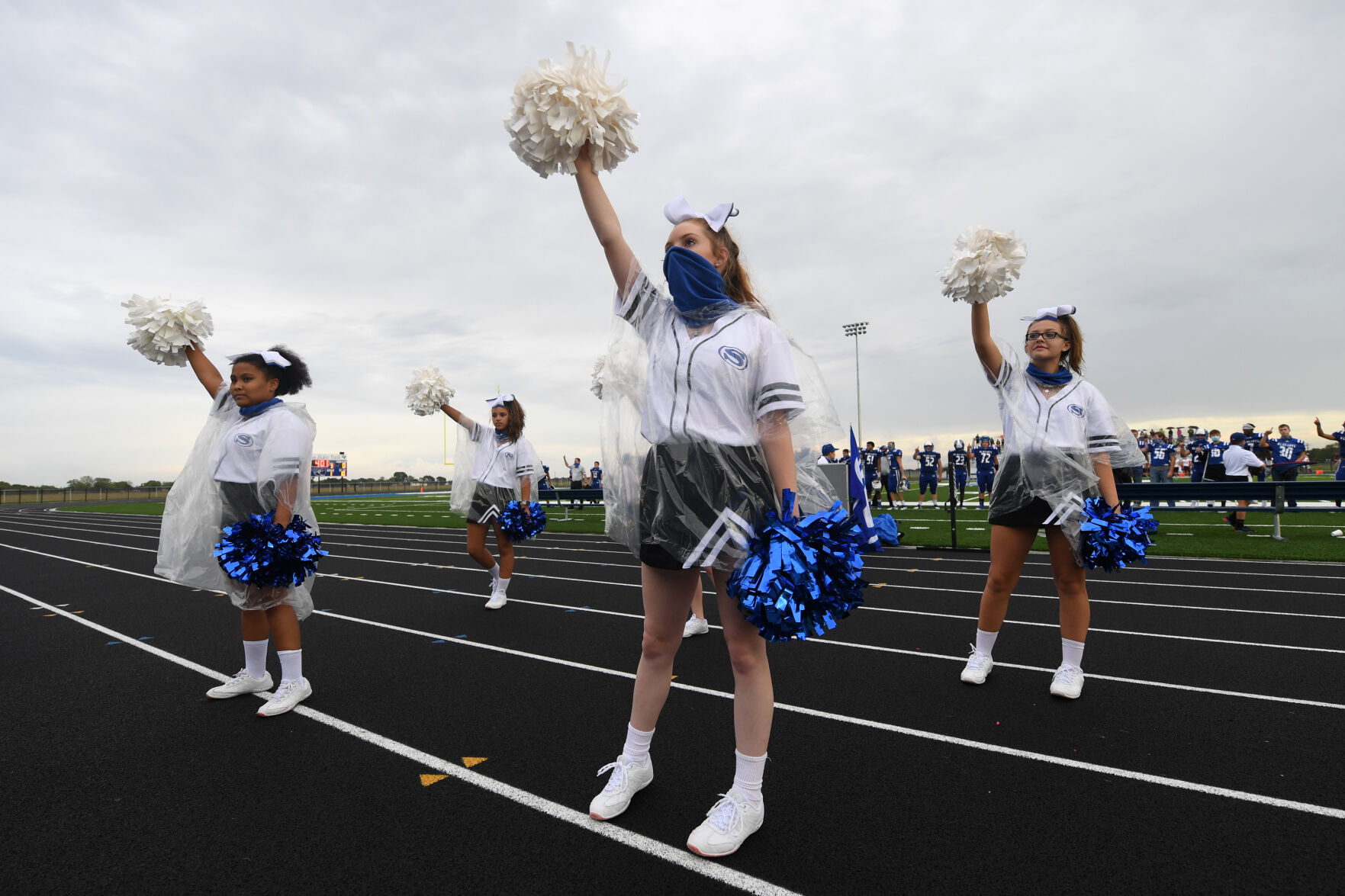 Snook vs. Thorndale football